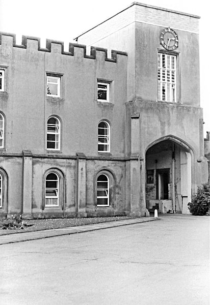 Archway, 1980s