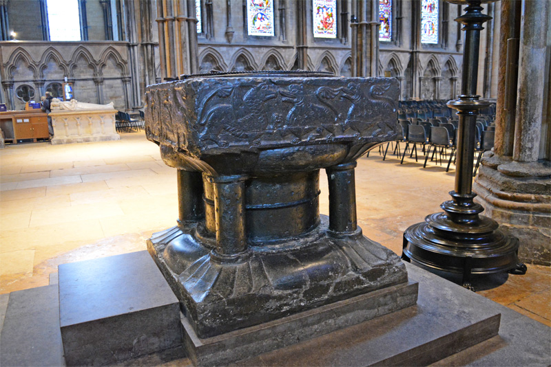 The Romanesque font